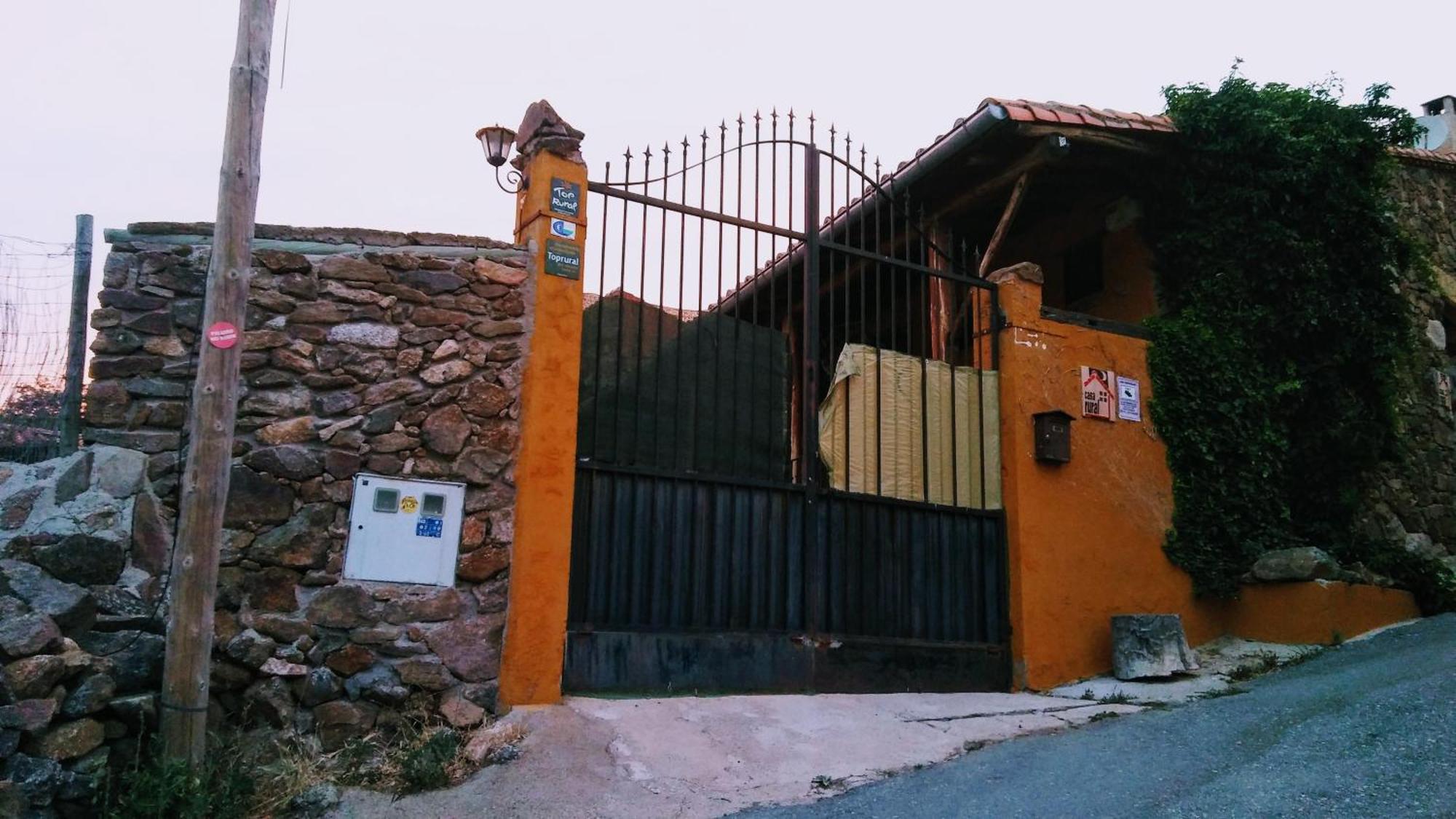 Atardecer En Gredos 1 Villa San Bartolome de Tormes Ngoại thất bức ảnh
